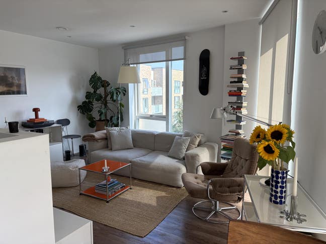 Beautiful and bright 2 bed 2 bathroom flat  Main Photo