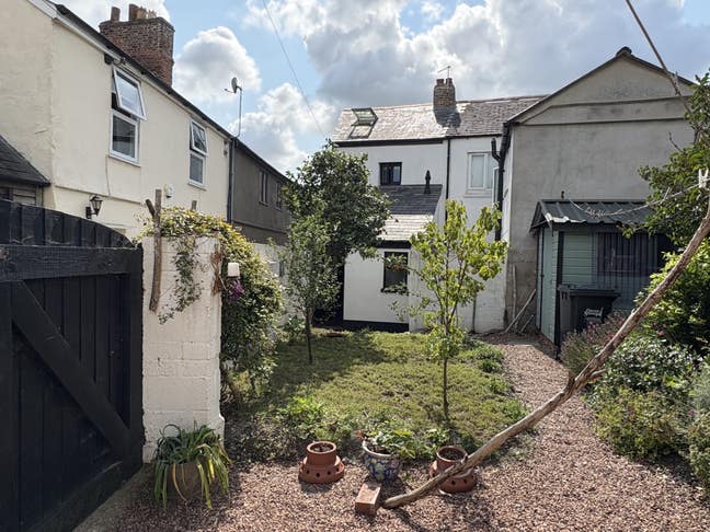 Double room available in Central Barnstaple Main Photo