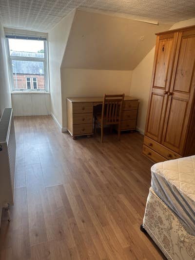 Student And Professional Accommodation  Main Photo