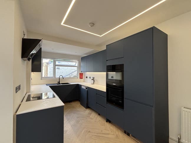 Newly Refurbished Luxury House Share - EX2  Main Photo
