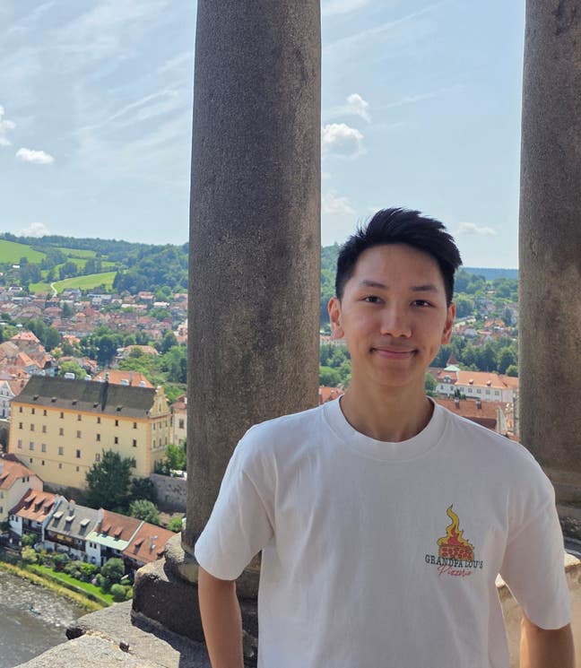 Young Professional seeks a room in Cheltenham Main Photo
