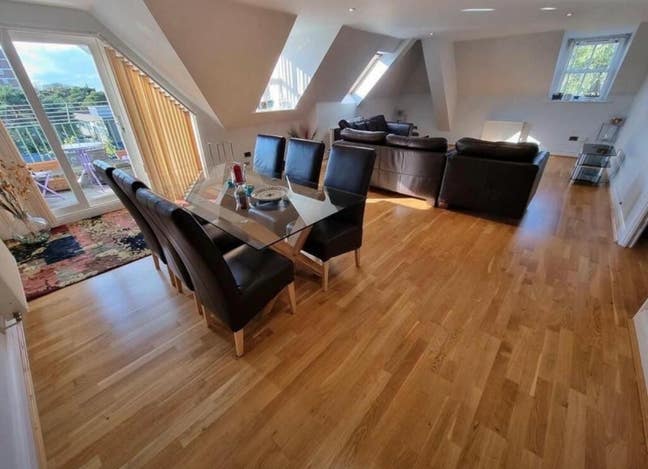 Central Bournemouth Penthouse – 2 Rooms Available Main Photo
