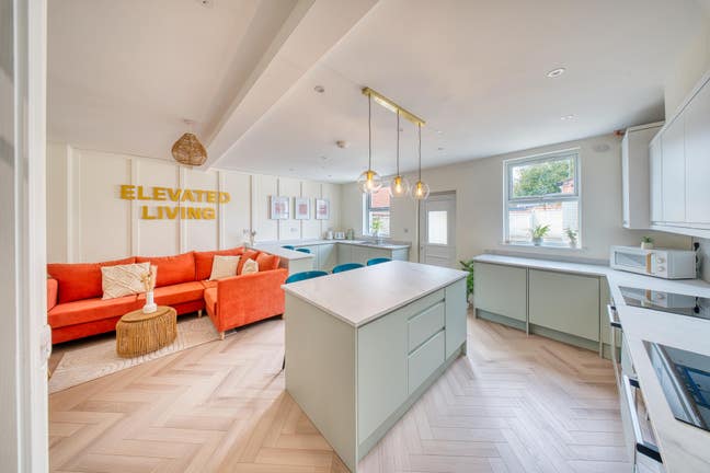 Brand New Luxury En-suite Rooms Main Photo