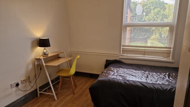 Double Ensuite Room in Great Location Main Photo