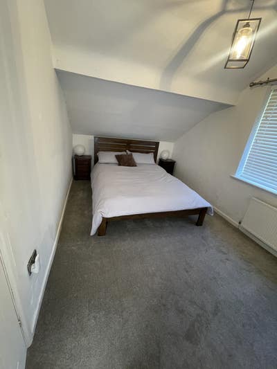 Large room to rent  Main Photo