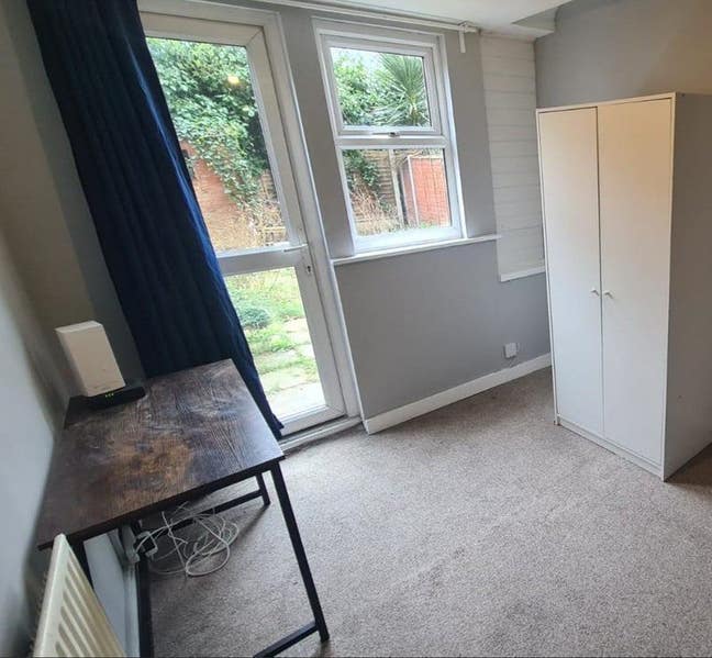 All bills included I Limehouse I Canary Wharf Main Photo