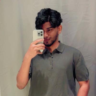 Looking for a singleroom or double sharing Main Photo