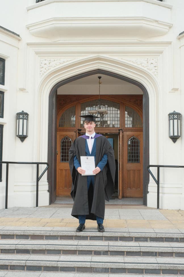 Looking for a room in a flat share in sw london Main Photo