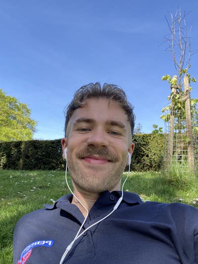 looking for a flatmate :)  Main Photo