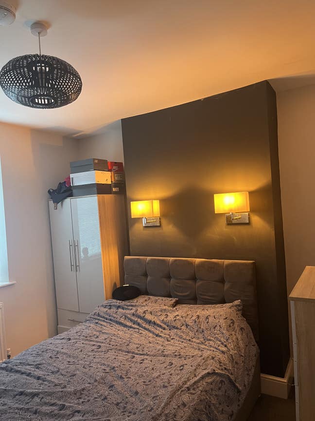 En-suite double room inc bills- stone terrace Main Photo