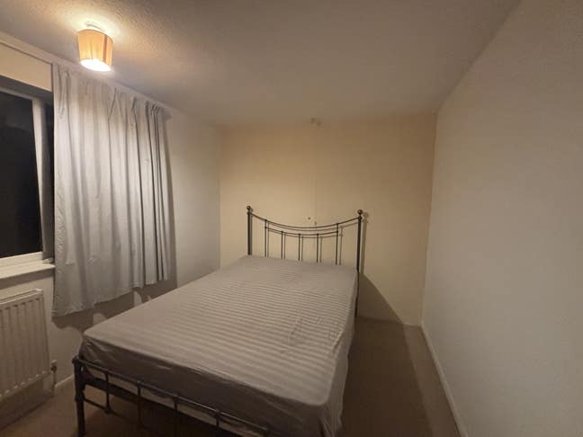 Room with own toilet. Main Photo