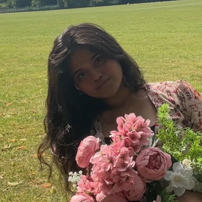 22 year old Female seeks a single or double room Main Photo