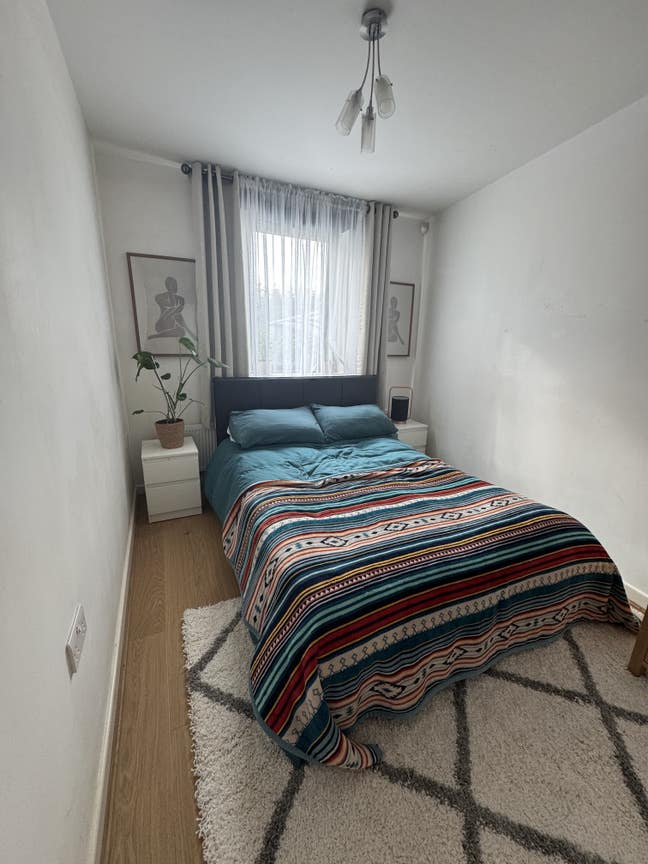 Room to rent  Main Photo