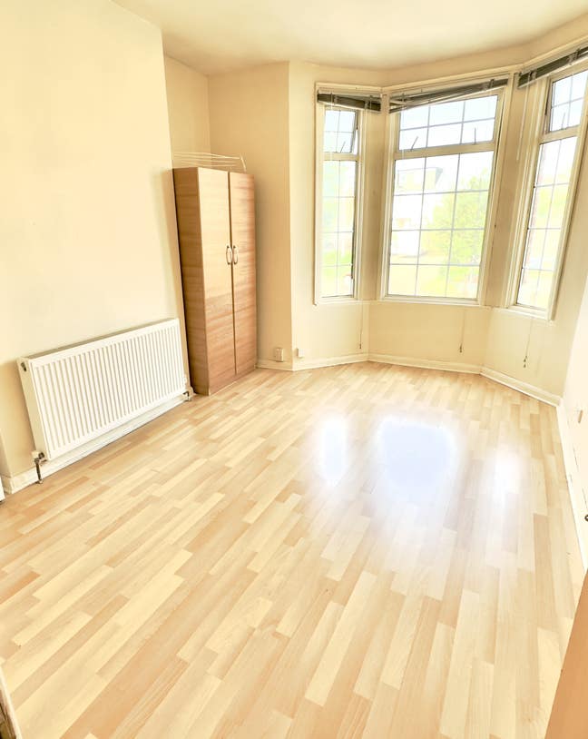 Double room - All bills included Main Photo
