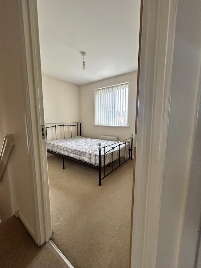 Double Room for Rent Near Keele University Main Photo