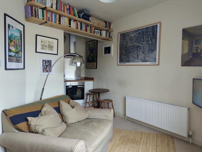 2 Week Let, One Bed, 20 Aug-3 Sept, BS5  Main Photo