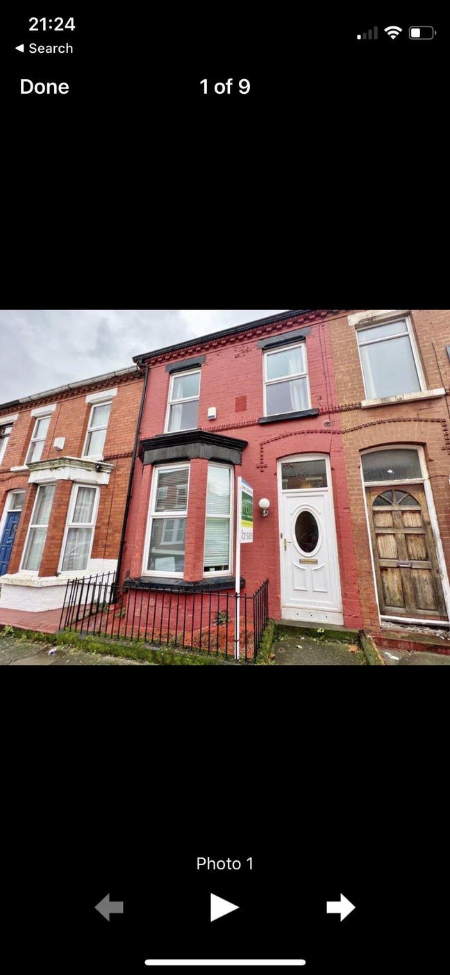 Double bedroom in 4 bed HMO Main Photo