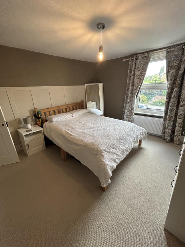 Double room in 2bed cottage Main Photo