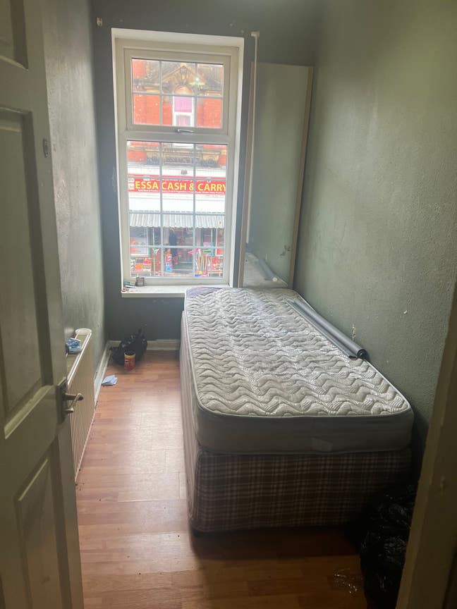 Room for rent Main Photo