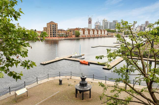 M/ Blackwall/canning town single occupancy rooms Main Photo