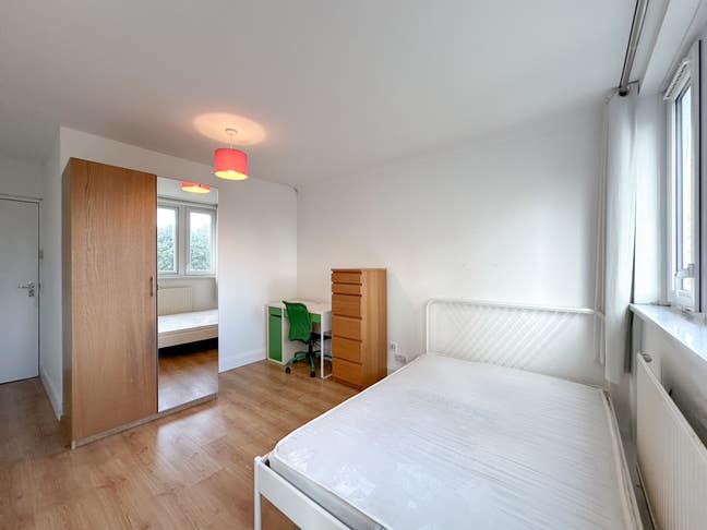 🏡 Bright Double Room – Old Street EC1V  Main Photo