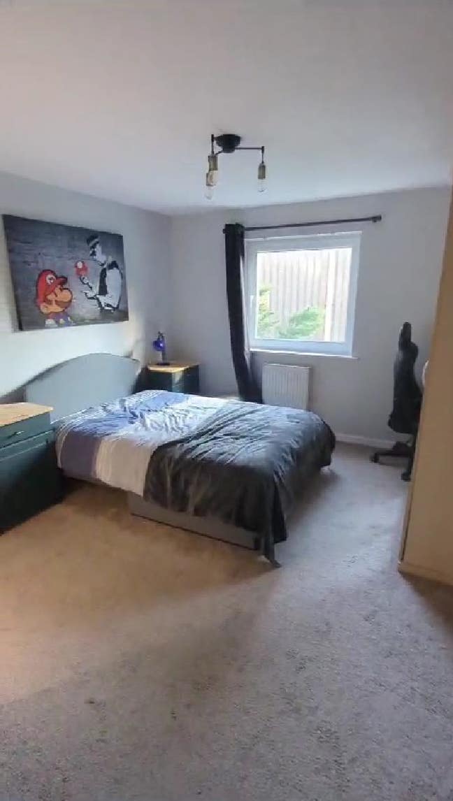 Double Room - Furnished - Ensuite - Balcony Main Photo