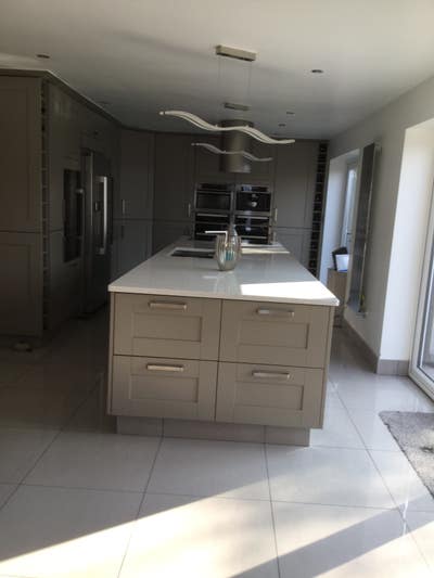 Large double room to rent  Main Photo