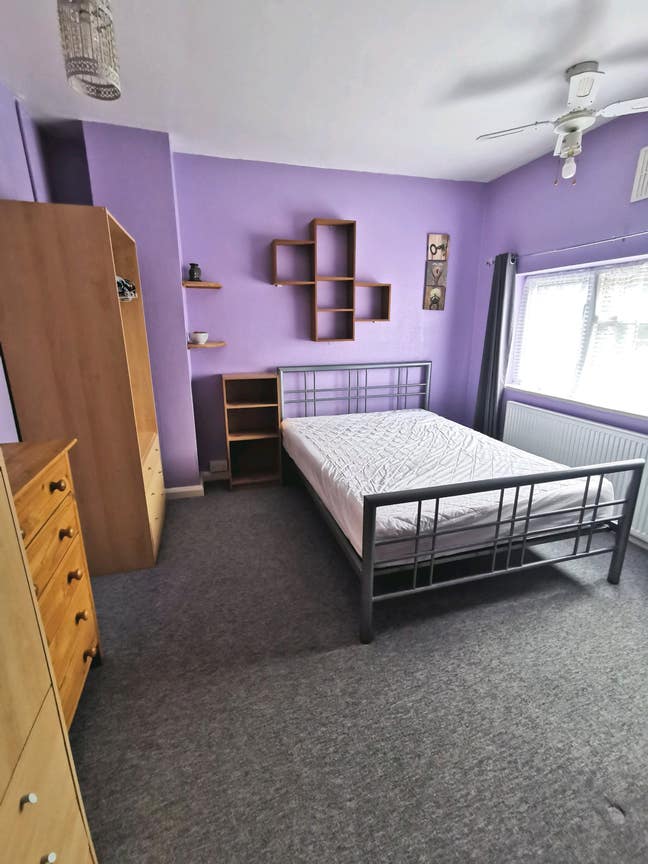 Large double room Available 2026 Main Photo