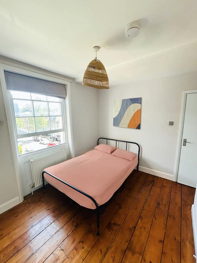 Walking Distance from King's Collage ⛑3Rooms NOW Main Photo