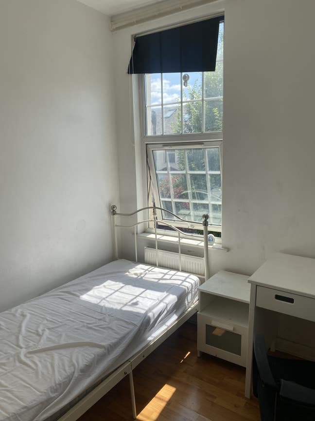 Single Box room in Acton W38PD Main Photo