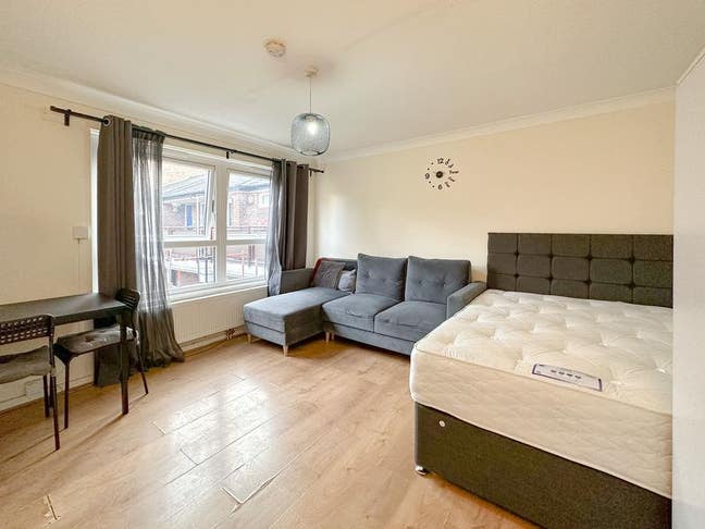 4 Double Bedrooms in the Heart of St John's Wood Main Photo