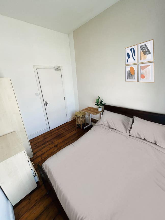 Walking Distance from King's Collage ⛑3Rooms NOW Main Photo