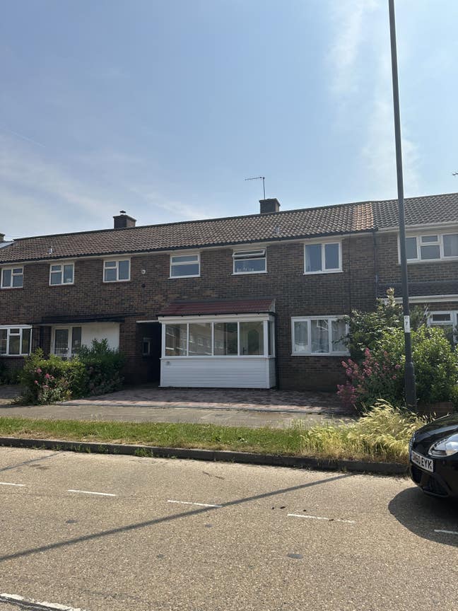 Single Room Available Northgate, Crawley Main Photo
