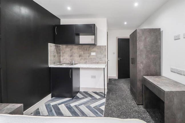Luxury Studio Aprartment in CV1 Main Photo