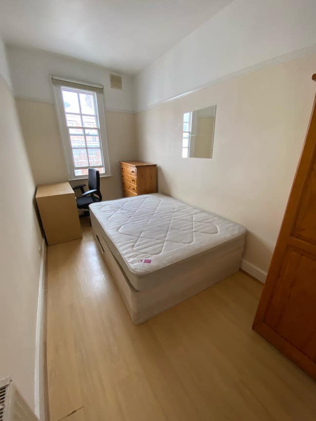 Post grad Girls Hotwells 4 Bed Main Photo