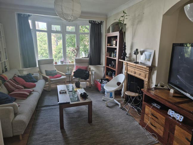 House share in streatham hill Main Photo