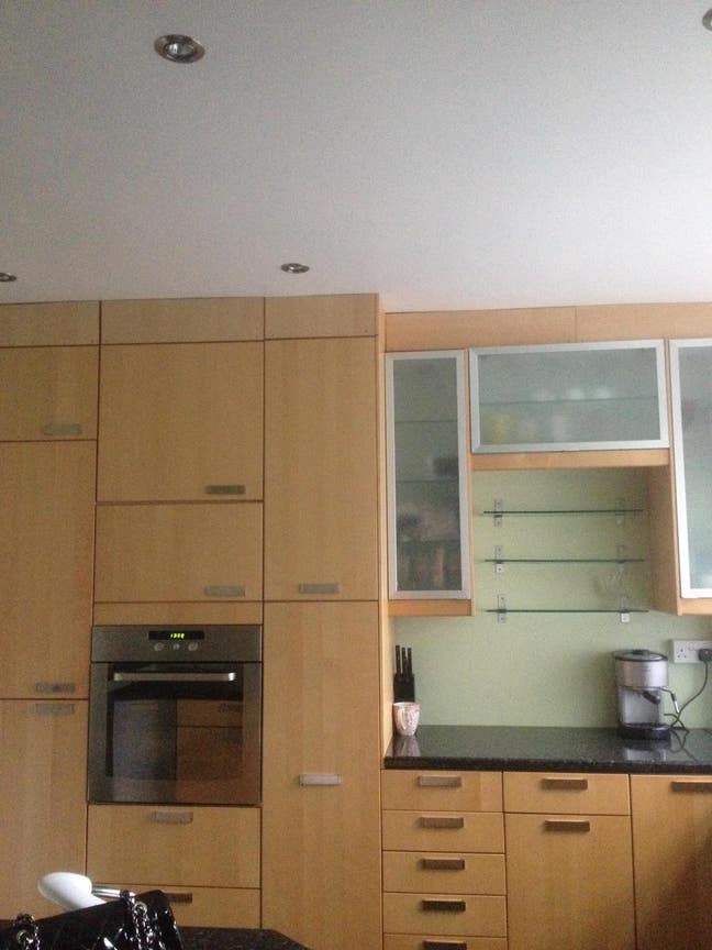 Whole House with garden, 2 mins walk to DLR Main Photo