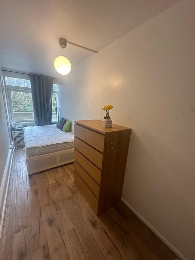 Double room in Roehampton  Main Photo