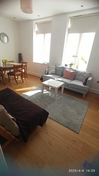 2-room flat for short-term rental Main Photo