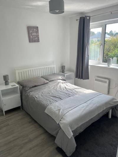 Spacious Double Room for single occupancy  Main Photo