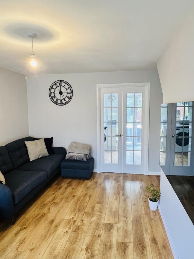 Welling - bright & modern room in a quiet Close Main Photo