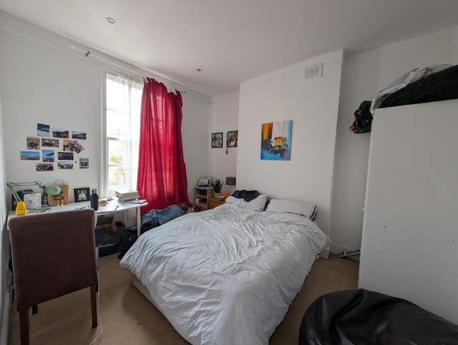 Double Room in Lovely House in Camden Main Photo