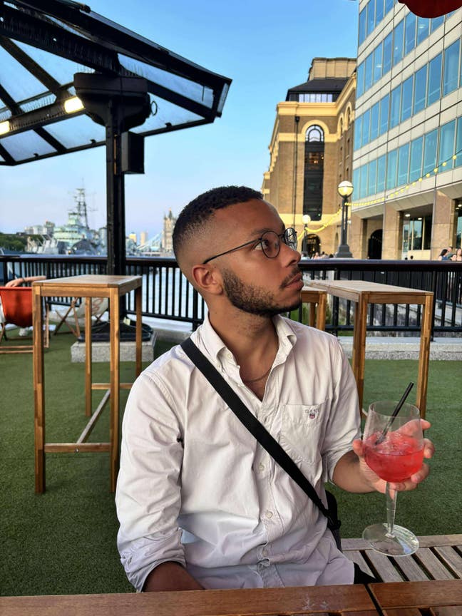 Young Professional Seeking Room Main Photo