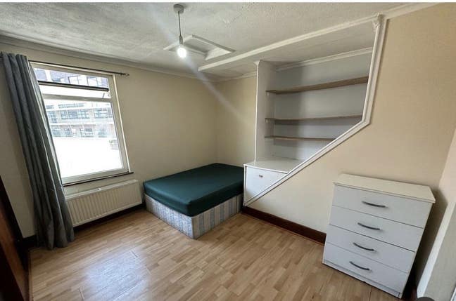 🛏️ Double  Room to Let in - Neasden  Main Photo