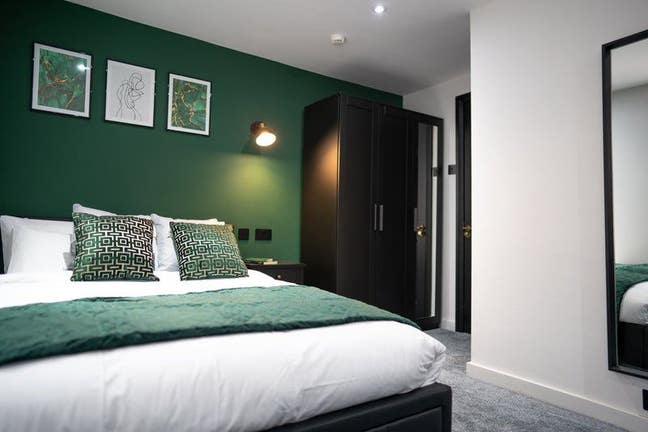 🏥 Hospital Doorstep! £0 Deposit. Double Rooms Main Photo