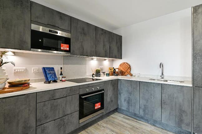 Two bedroom in Stockport  Main Photo
