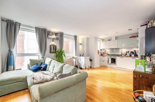 De Beauvoir Town Flat 2B2B Spacious living Main Photo