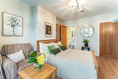 Rooms available on Botley Road - bills included Main Photo