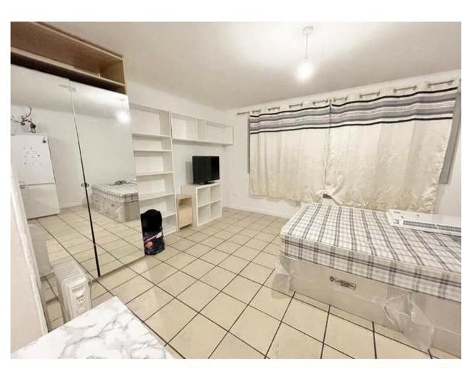 1 bed studio flat for rent central milton-keynes  Main Photo