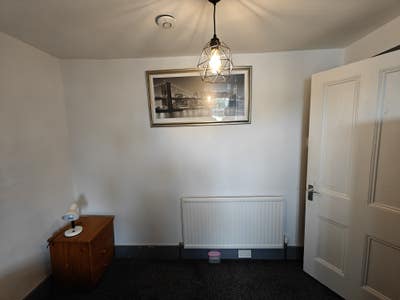 Double bed in the centre of Inverness Main Photo